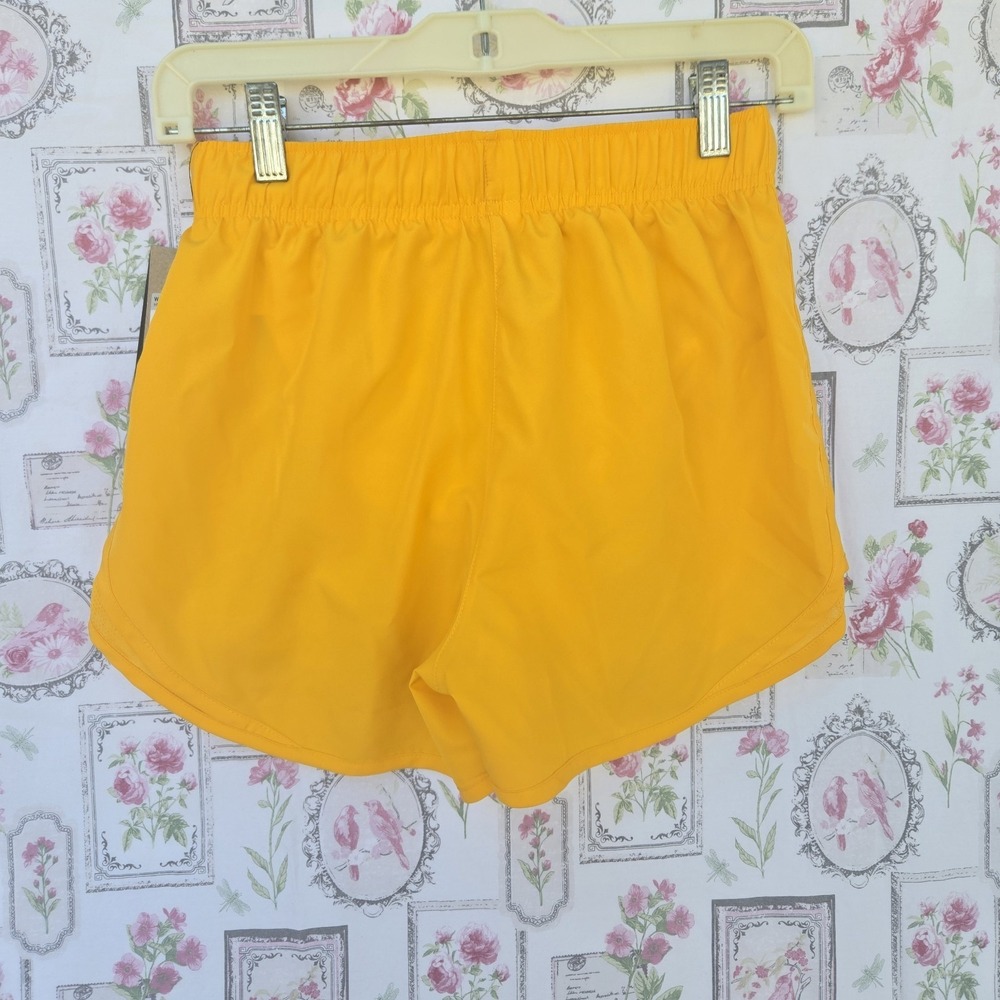 NEW Nike Women's Tempo Dri-FIT‎ Athletic Gym Shorts Yellow Gold Size XS - Picture 3 of 6